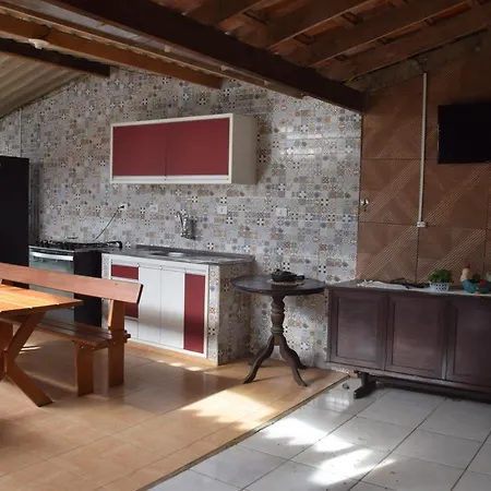 5min da Praia Grande, piscina, Wi-fi, churrasqueira, cozinha externa-2